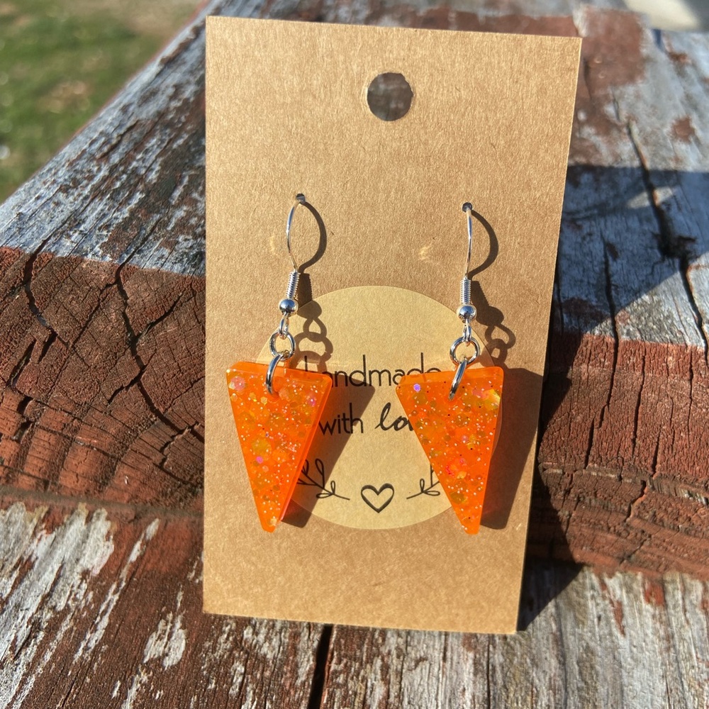 💋2/$14💋 Neon Notions Handmade Resin Earrings